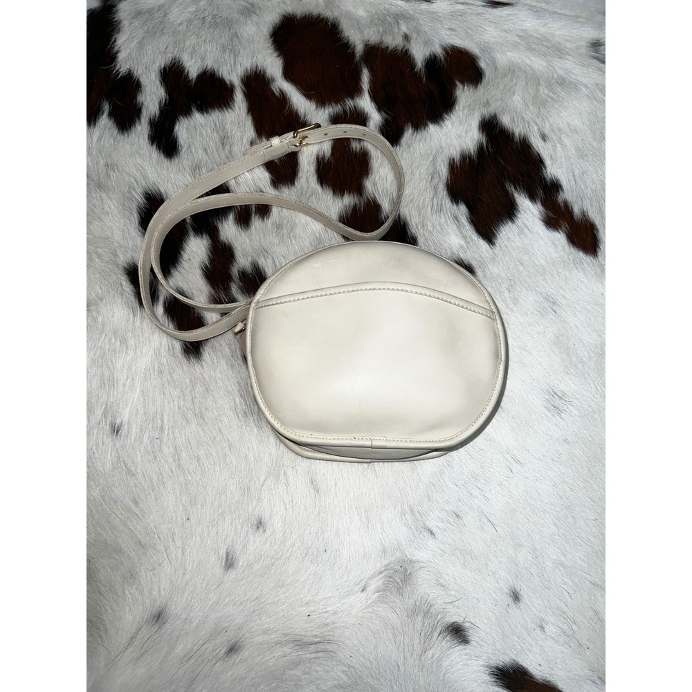 Coach Vintage Chester Canteen Crossbody Bag Women Small Cream Good Leather Brass